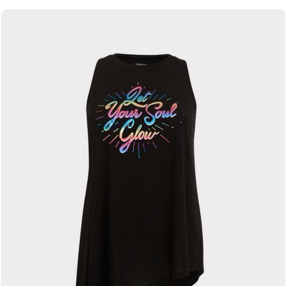 Gently used Torrid size 1 tank top. Comes from smoke, pet, and bug free home. - Picture 2 of 5